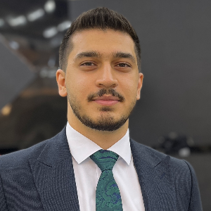 سینا اسماعیلیان